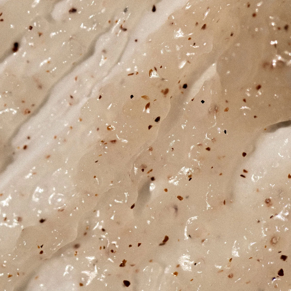 Mirror Water | BUFF - Body Exfoliator 200ml 2 Mirror Water | BUFF - Body Exfoliator 200ml - Image 2